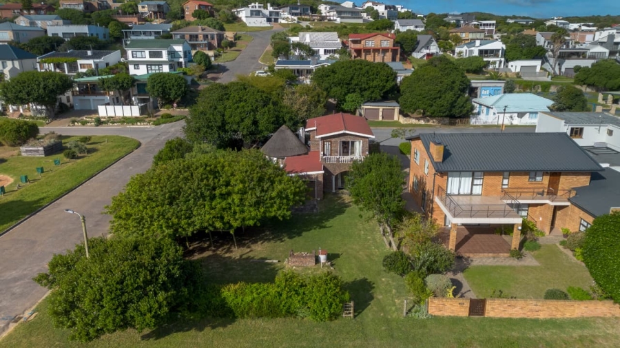 3 Bedroom Property for Sale in Stilbaai Oos Western Cape